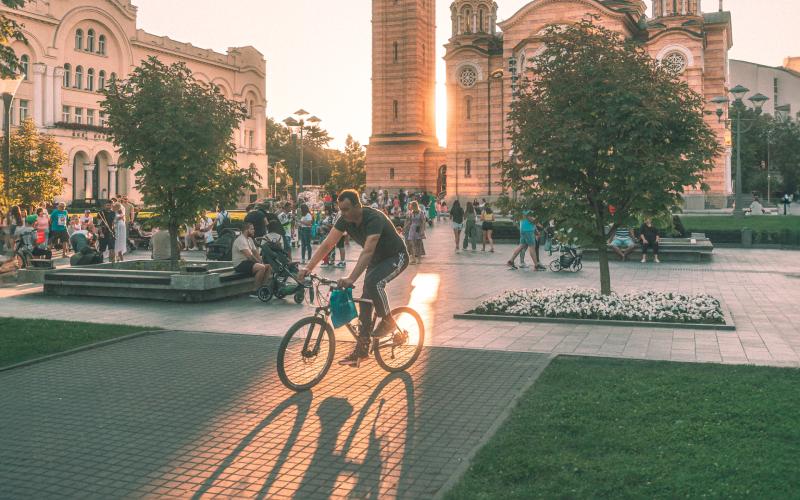 Povodom Evropske sedmice mobilnosti Grad poklanja: Ove godine parking za bicikle za šest zajednica etažnih vlasnika