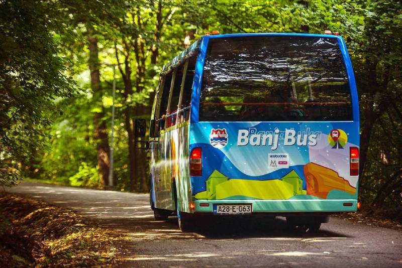 Banj bus na raspolaganju izletnicima tokom septembra i oktobra u dane vikenda