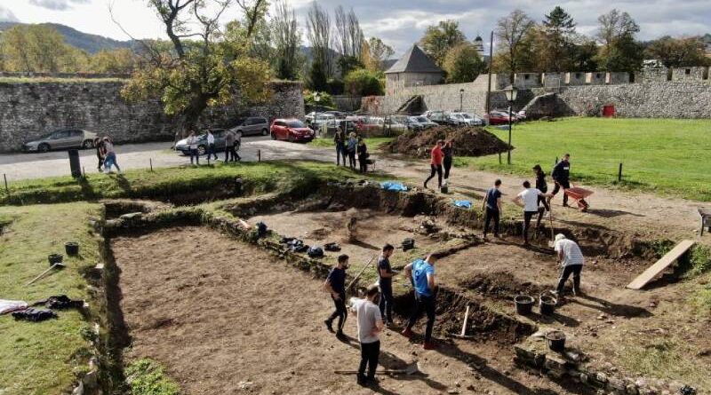 Novo otkriće na Kastelu: Groblje iz antičkog doba i novac iz četvrtog vijeka